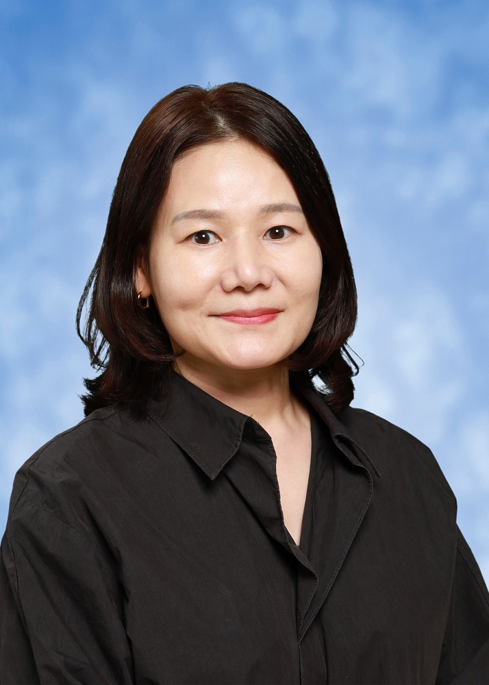Jackie YUN