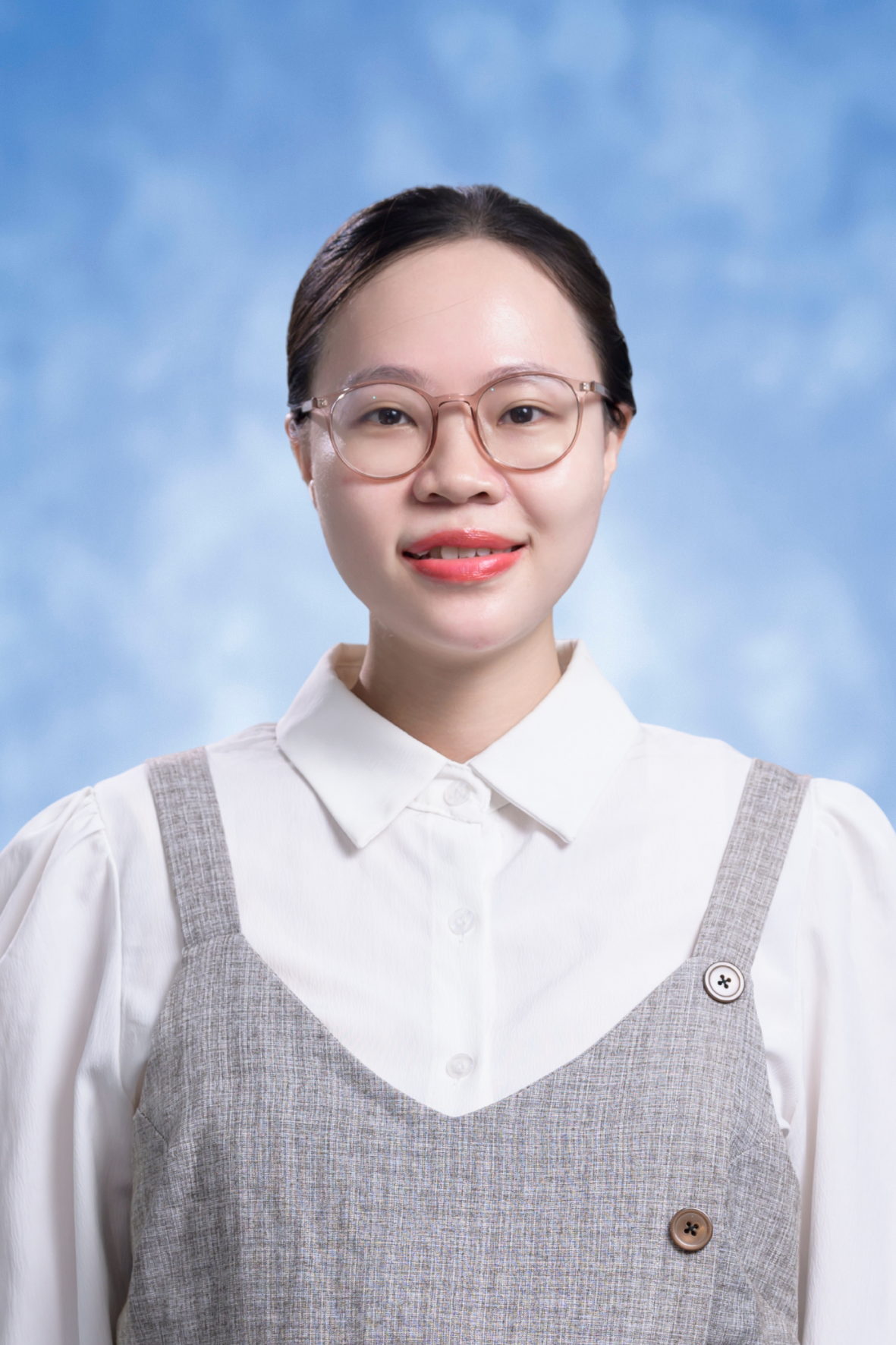 Nhan Hanh Thi HOANG